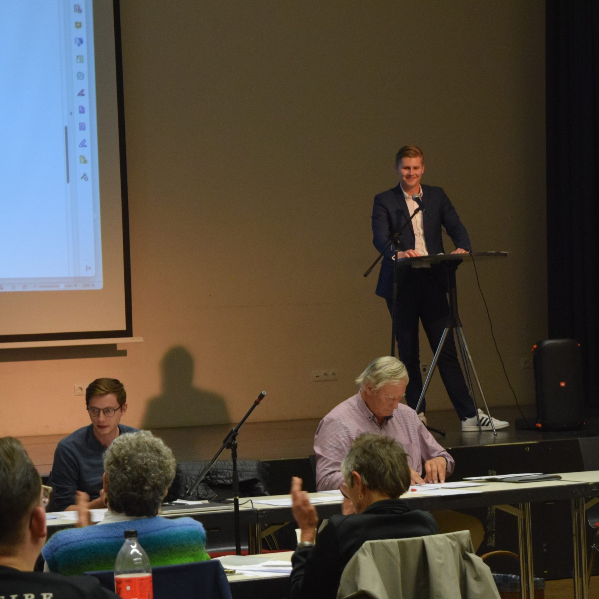 Aaron Kowacs ist neuer Vorsitzender der Hofheimer SPD › SPD Hofheim
